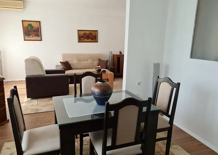 Ivana\'S Apartment